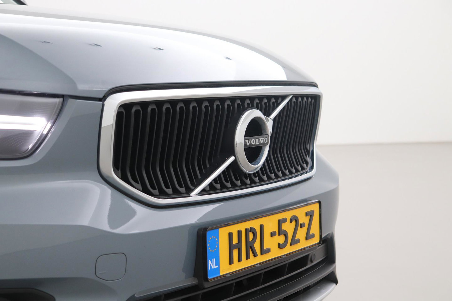 Volvo XC40 T3 Momentum Business | Automaat | ACC | Camera | Apple Carplay | 18 Inch