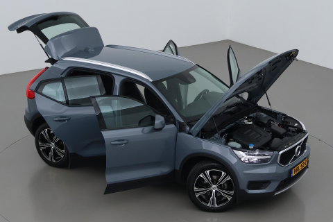 Volvo XC40 T3 Momentum Business | Automaat | ACC | Camera | Apple Carplay | 18 Inch