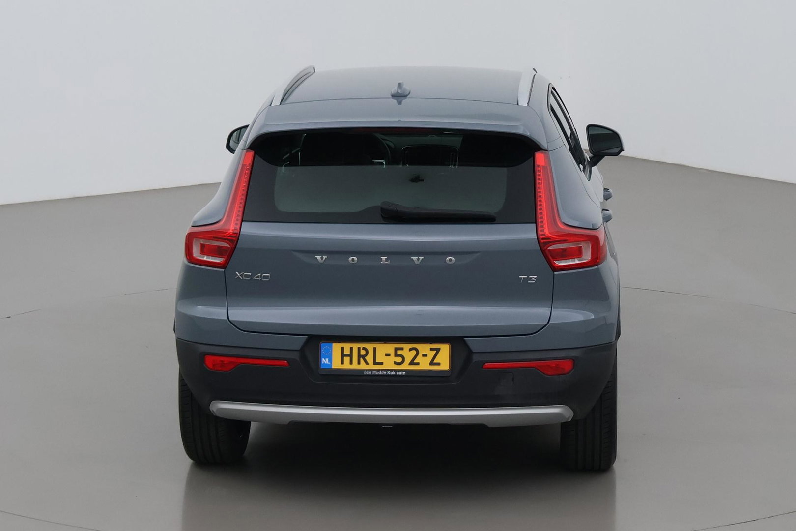 Volvo XC40 T3 Momentum Business | Automaat | ACC | Camera | Apple Carplay | 18 Inch