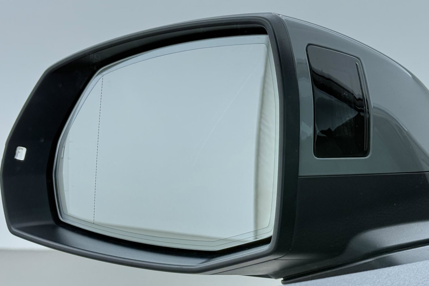 Audi Q5 50 TFSI e S edition | ACC | Panoramadak | Trekhaak | Stoel+Stuurverwarming | Memory | Camera | 20 Inch