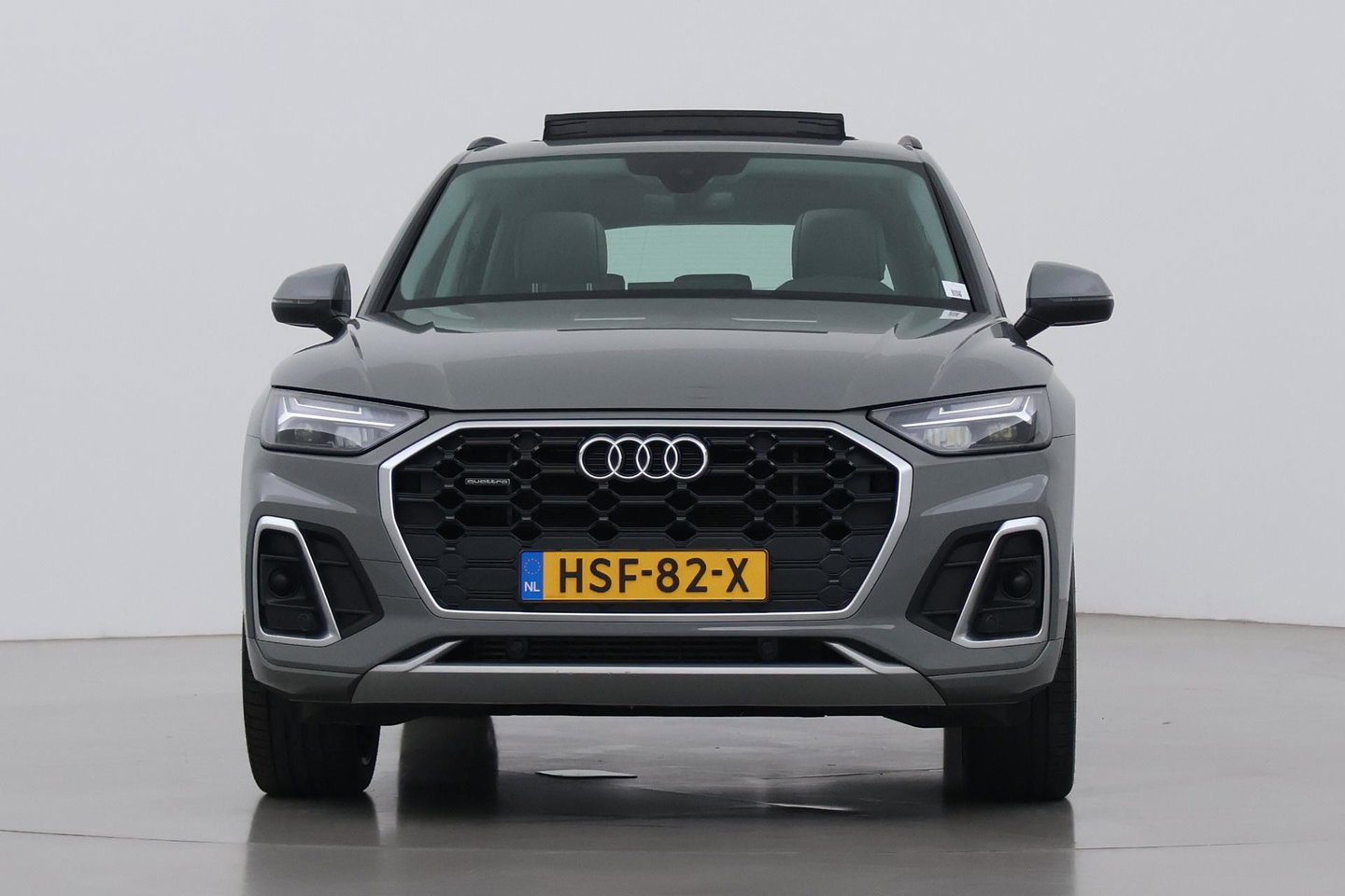 Audi Q5 50 TFSI e S edition | ACC | Panoramadak | Trekhaak | Stoel+Stuurverwarming | Memory | Camera | 20 Inch