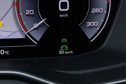 Audi Q5 50 TFSI e S edition | ACC | Panoramadak | Trekhaak | Stoel+Stuurverwarming | Memory | Camera | 20 Inch