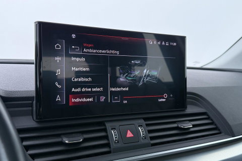 Audi Q5 50 TFSI e S edition | ACC | Panoramadak | Trekhaak | Stoel+Stuurverwarming | Memory | Camera | 20 Inch