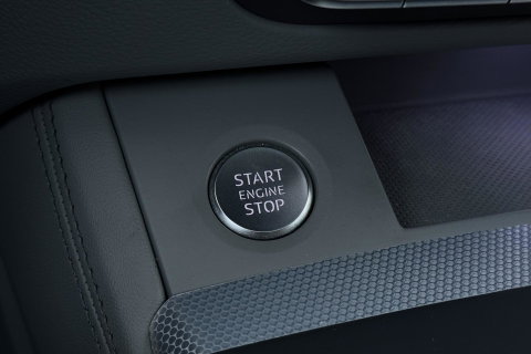 Audi Q5 50 TFSI e S edition | ACC | Panoramadak | Trekhaak | Stoel+Stuurverwarming | Memory | Camera | 20 Inch