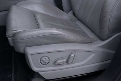 Audi Q5 50 TFSI e S edition | ACC | Panoramadak | Trekhaak | Stoel+Stuurverwarming | Memory | Camera | 20 Inch