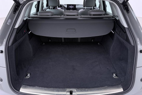 Audi Q5 50 TFSI e S edition | ACC | Panoramadak | Trekhaak | Stoel+Stuurverwarming | Memory | Camera | 20 Inch
