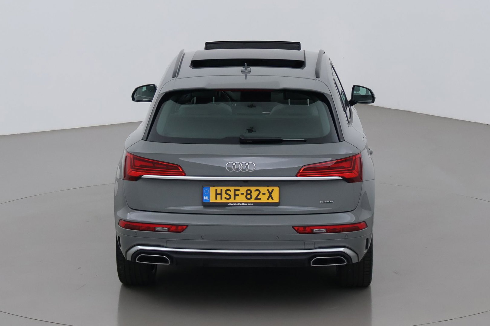 Audi Q5 50 TFSI e S edition | ACC | Panoramadak | Trekhaak | Stoel+Stuurverwarming | Memory | Camera | 20 Inch