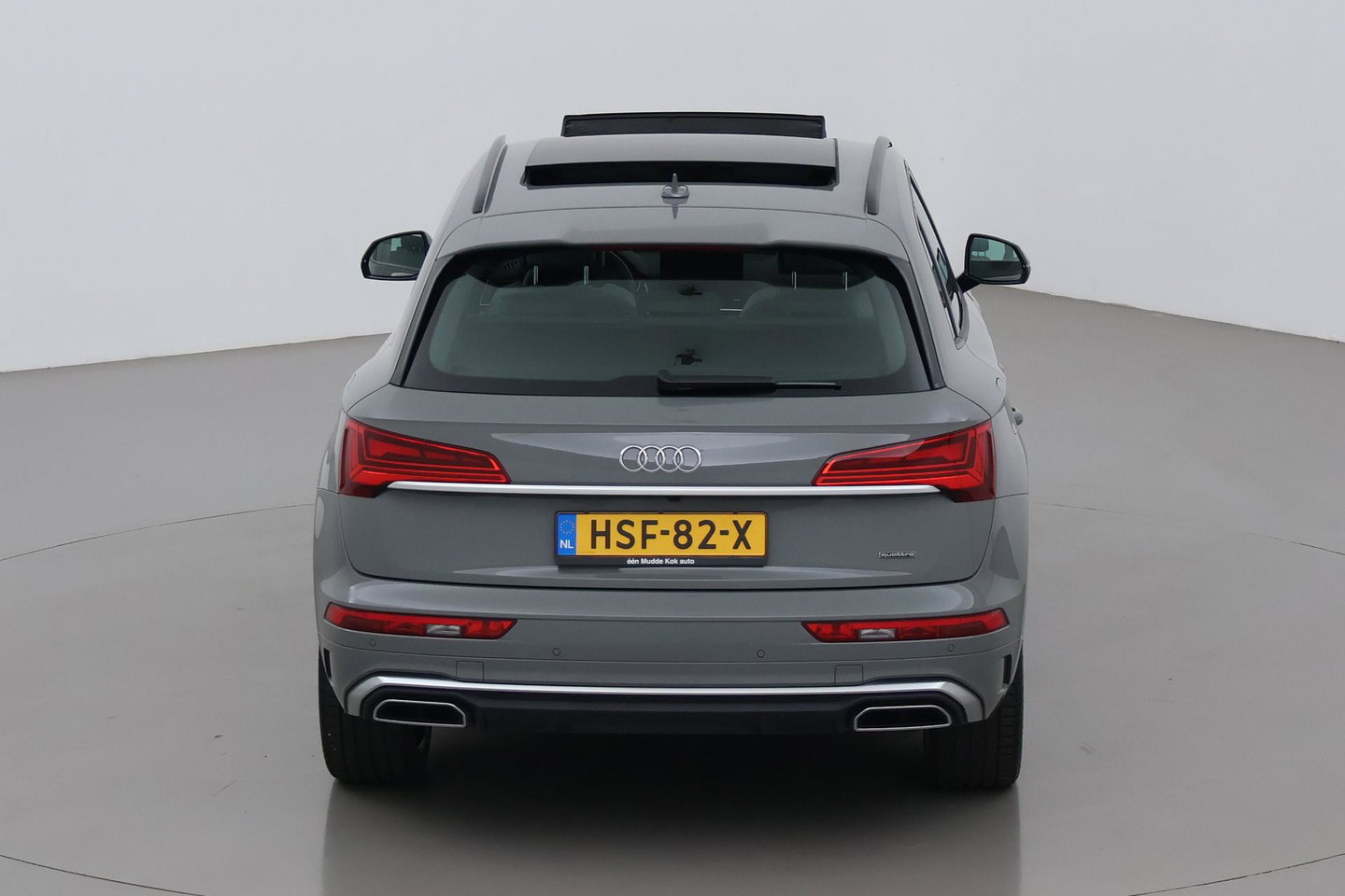 Audi Q5 50 TFSI e S edition | ACC | Panoramadak | Trekhaak | Stoel+Stuurverwarming | Memory | Camera | 20 Inch