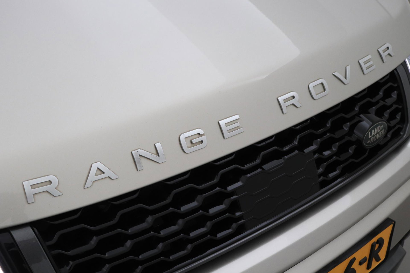 Land Rover Range Rover Evoque Convertible 2.0 Si4 HSE Dynamic | ACC | 360° Camera | Head-Up | Massage | Stoelventilatie | Meridian | 21 Inch