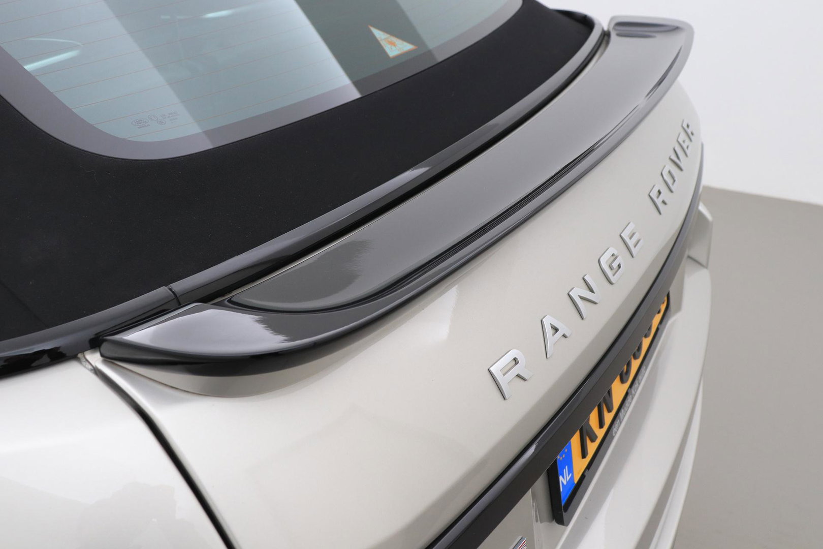 Land Rover Range Rover Evoque Convertible 2.0 Si4 HSE Dynamic | ACC | 360° Camera | Head-Up | Massage | Stoelventilatie | Meridian | 21 Inch