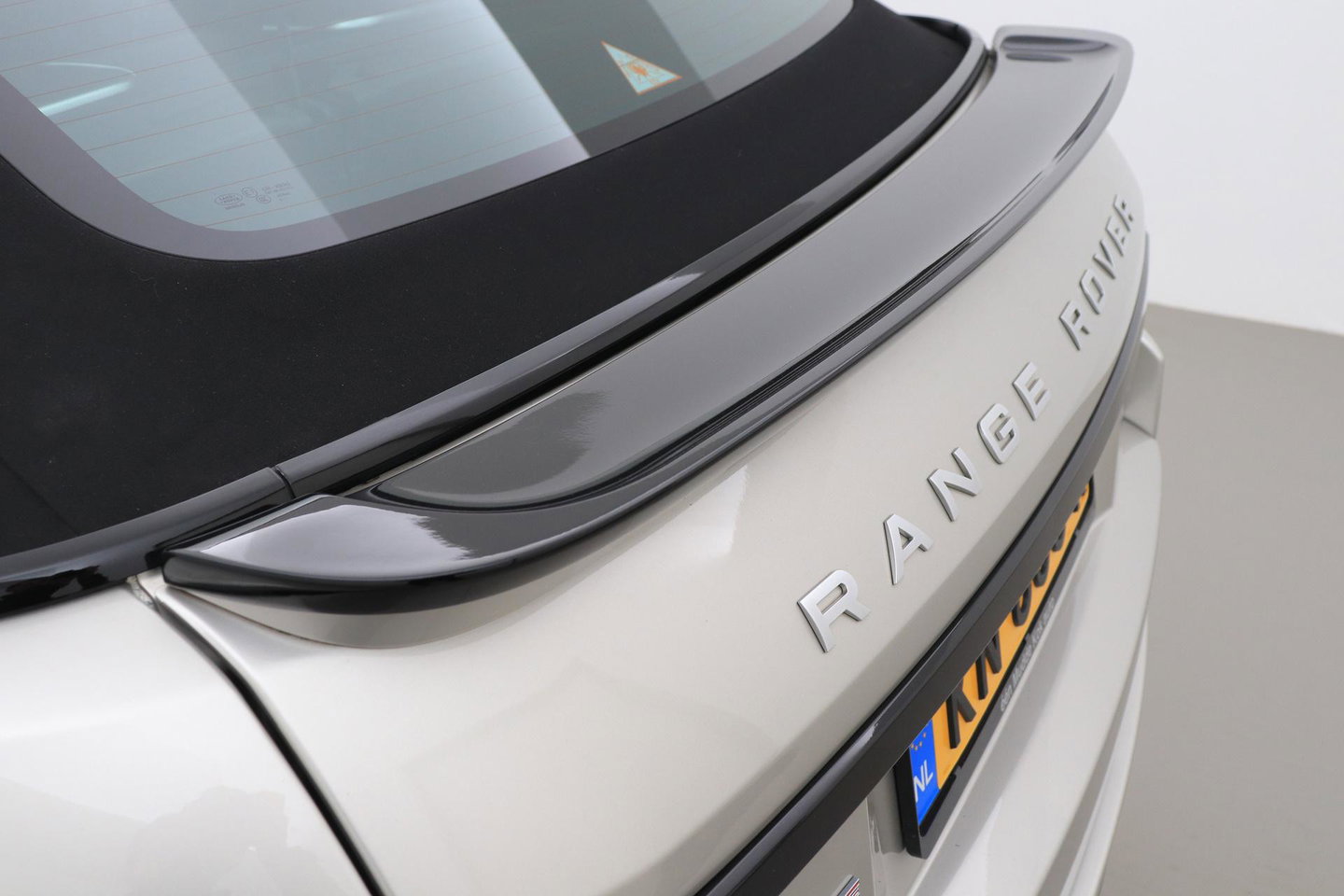 Land Rover Range Rover Evoque Convertible 2.0 Si4 HSE Dynamic | ACC | 360° Camera | Head-Up | Massage | Stoelventilatie | Meridian | 21 Inch