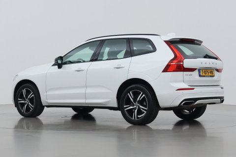 Volvo XC60 T4 R-Design | Camera | BLIS | Elektrische Achterklep | Memory Seats | Apple CarPlay | Verwarmde Voorruit | 19 Inch