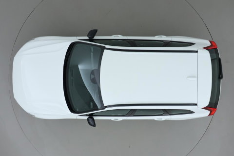 Volvo XC60 T4 R-Design | Camera | BLIS | Elektrische Achterklep | Memory Seats | Apple CarPlay | Verwarmde Voorruit | 19 Inch