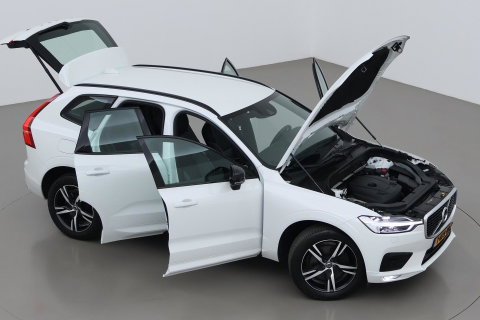 Volvo XC60 T4 R-Design | Camera | BLIS | Elektrische Achterklep | Memory Seats | Apple CarPlay | Verwarmde Voorruit | 19 Inch