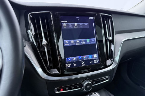 Volvo V60 Cross Country 2.0 D4 AWD Pro | Trekhaak | Panoramadak | Camera | Polestar Optimalisatie | Memory | Stoelverwarming | 19 inch