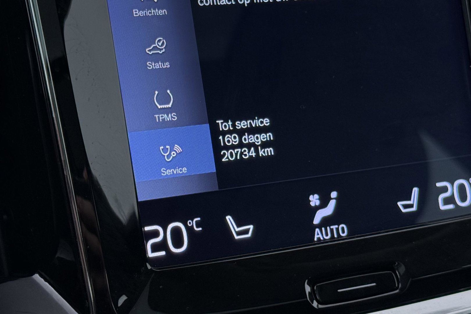 Volvo V60 Cross Country 2.0 D4 AWD Pro | Trekhaak | Panoramadak | Camera | Polestar Optimalisatie | Memory | Stoelverwarming | 19 inch