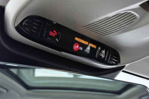 Volvo V60 Cross Country 2.0 D4 AWD Pro | Trekhaak | Panoramadak | Camera | Polestar Optimalisatie | Memory | Stoelverwarming | 19 inch