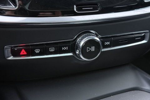 Volvo V60 Cross Country 2.0 D4 AWD Pro | Trekhaak | Panoramadak | Camera | Polestar Optimalisatie | Memory | Stoelverwarming | 19 inch