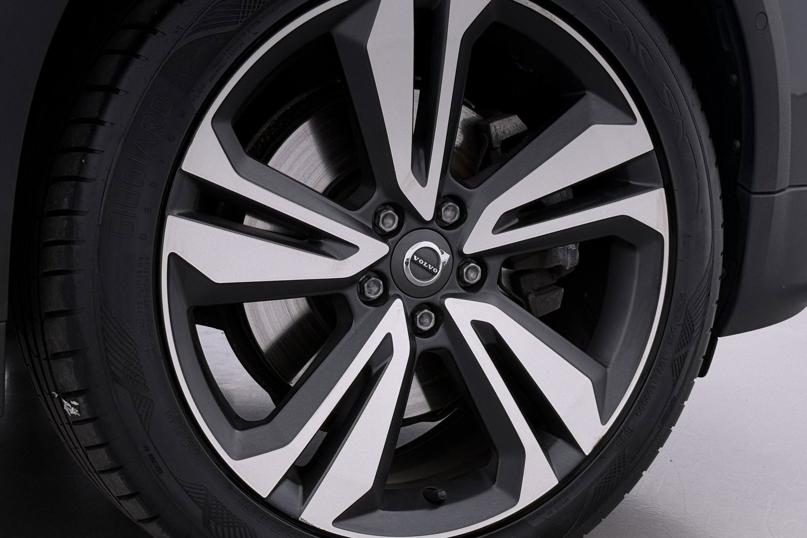 Volvo V60 Cross Country 2.0 D4 AWD Pro | Trekhaak | Panoramadak | Camera | Polestar Optimalisatie | Memory | Stoelverwarming | 19 inch