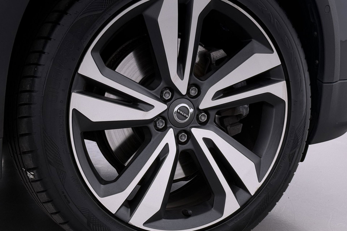 Volvo V60 Cross Country 2.0 D4 AWD Pro | Trekhaak | Panoramadak | Camera | Polestar Optimalisatie | Memory | Stoelverwarming | 19 inch