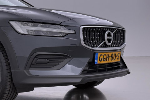 Volvo V60 Cross Country 2.0 D4 AWD Pro | Trekhaak | Panoramadak | Camera | Polestar Optimalisatie | Memory | Stoelverwarming | 19 inch