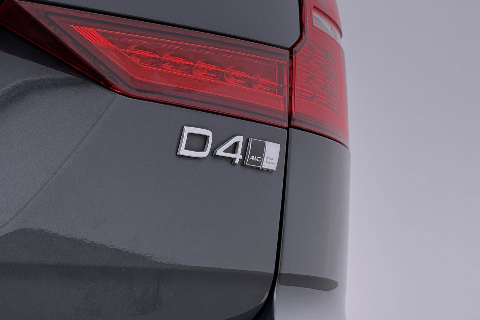 Volvo V60 Cross Country 2.0 D4 AWD Pro | Trekhaak | Panoramadak | Camera | Polestar Optimalisatie | Memory | Stoelverwarming | 19 inch