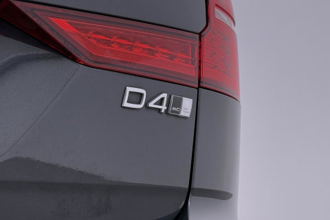Volvo V60 Cross Country 2.0 D4 AWD Pro | Trekhaak | Panoramadak | Camera | Polestar Optimalisatie | Memory | Stoelverwarming | 19 inch