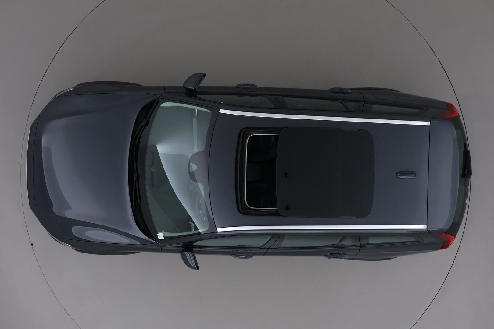 Volvo V60 Cross Country 2.0 D4 AWD Pro | Trekhaak | Panoramadak | Camera | Polestar Optimalisatie | Memory | Stoelverwarming | 19 inch