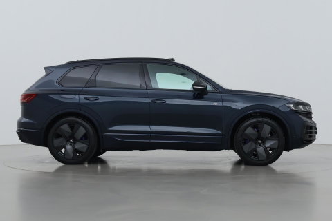 Volkswagen Touareg 3.0 TSi eHybrid 4MOTION R | FINAL EDITION | Luchtvering | Trekhaak | Panoramdak | Dynaudio | 360° Camera