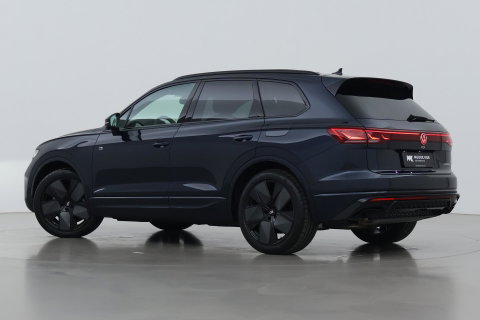 Volkswagen Touareg 3.0 TSi eHybrid 4MOTION R | FINAL EDITION | Luchtvering | Trekhaak | Panoramdak | Dynaudio | 360° Camera