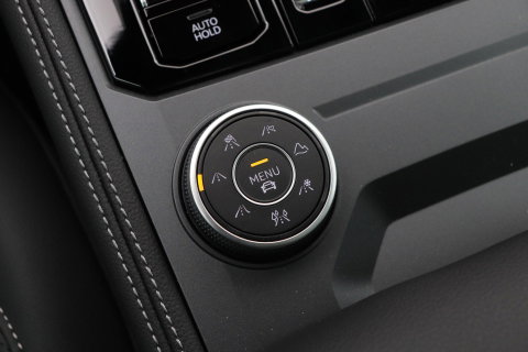 Volkswagen Touareg 3.0 TSi eHybrid 4MOTION R | FINAL EDITION | Luchtvering | Trekhaak | Panoramdak | Dynaudio | 360° Camera