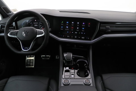 Volkswagen Touareg 3.0 TSi eHybrid 4MOTION R | FINAL EDITION | Luchtvering | Trekhaak | Panoramdak | Dynaudio | 360° Camera