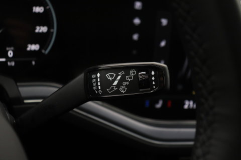 Volkswagen Touareg 3.0 TSi eHybrid 4MOTION R | FINAL EDITION | Luchtvering | Trekhaak | Panoramdak | Dynaudio | 360° Camera