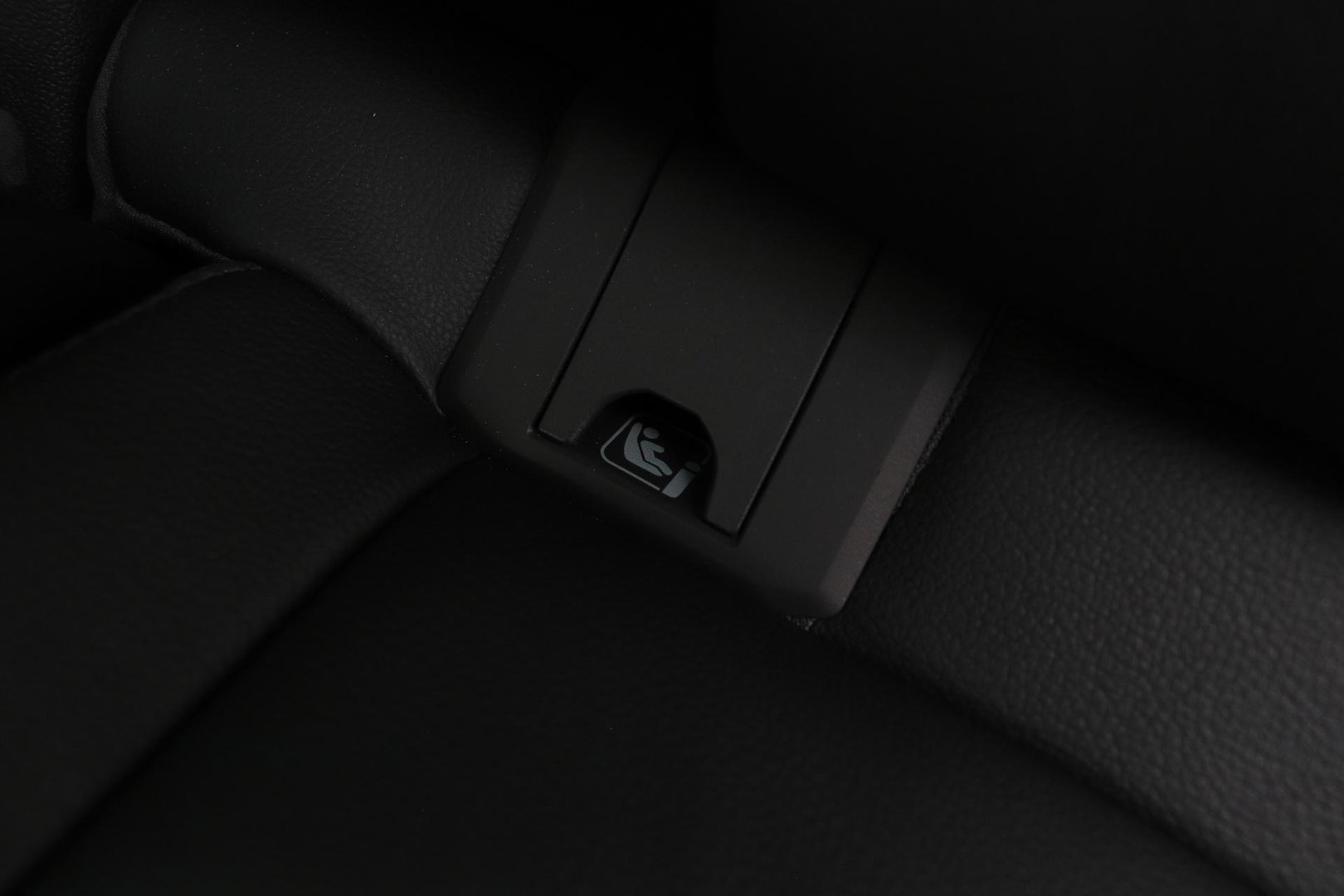 Volkswagen Touareg 3.0 TSi eHybrid 4MOTION R | FINAL EDITION | Luchtvering | Trekhaak | Panoramdak | Dynaudio | 360° Camera
