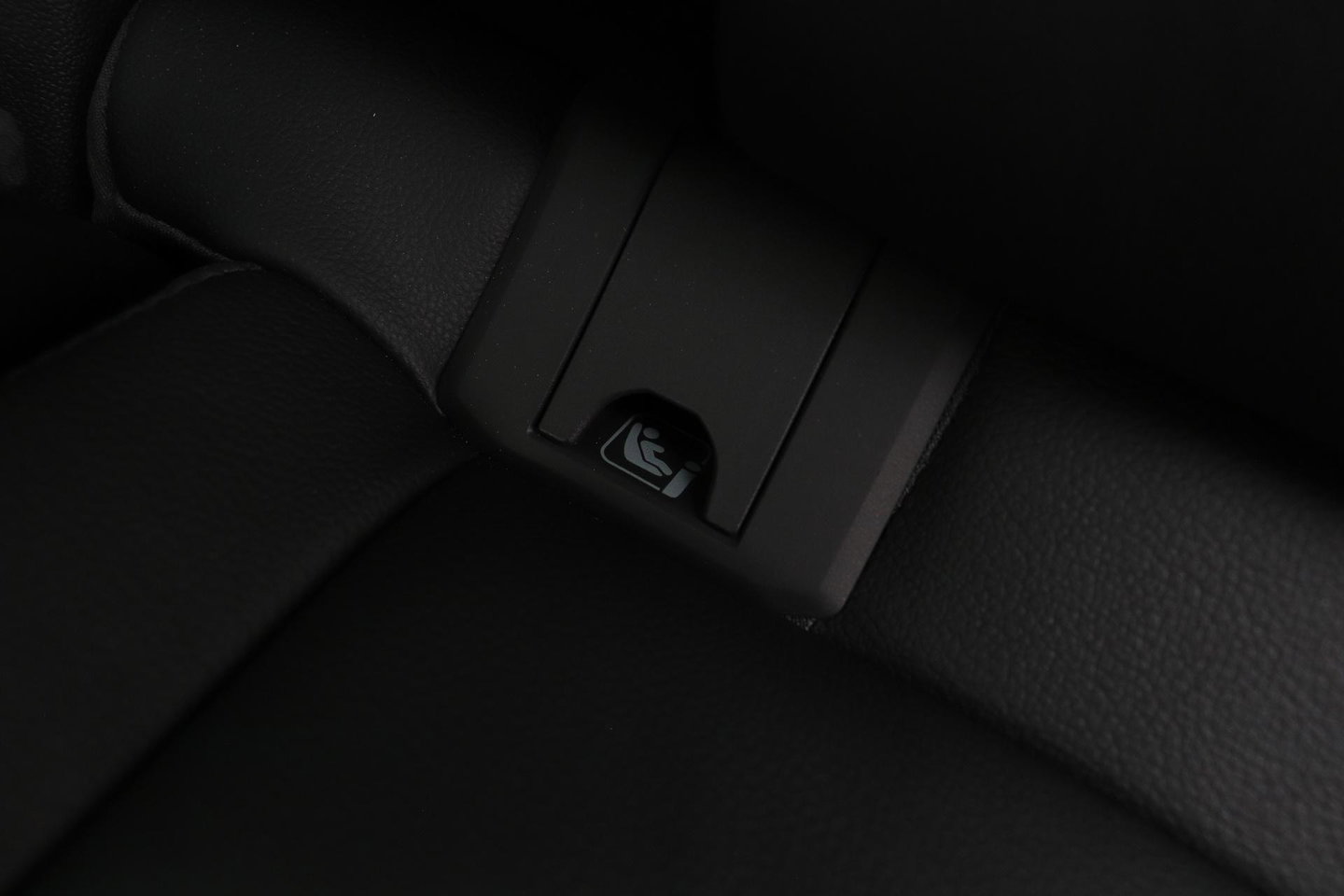 Volkswagen Touareg 3.0 TSi eHybrid 4MOTION R | FINAL EDITION | Luchtvering | Trekhaak | Panoramdak | Dynaudio | 360° Camera