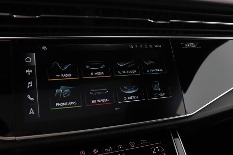 Audi RSQ8 4.0 TFSI Quattro | NL-Auto | RS Dynamicpakket Plus | Keramisch | Alcantara | Trekhaak | 23 Inch