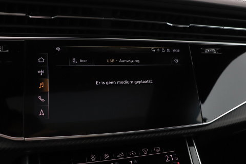 Audi RSQ8 4.0 TFSI Quattro | NL-Auto | RS Dynamicpakket Plus | Keramisch | Alcantara | Trekhaak | 23 Inch