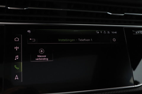 Audi RSQ8 4.0 TFSI Quattro | NL-Auto | RS Dynamicpakket Plus | Keramisch | Alcantara | Trekhaak | 23 Inch