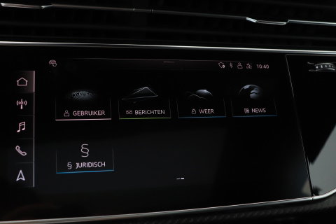 Audi RSQ8 4.0 TFSI Quattro | NL-Auto | RS Dynamicpakket Plus | Keramisch | Alcantara | Trekhaak | 23 Inch