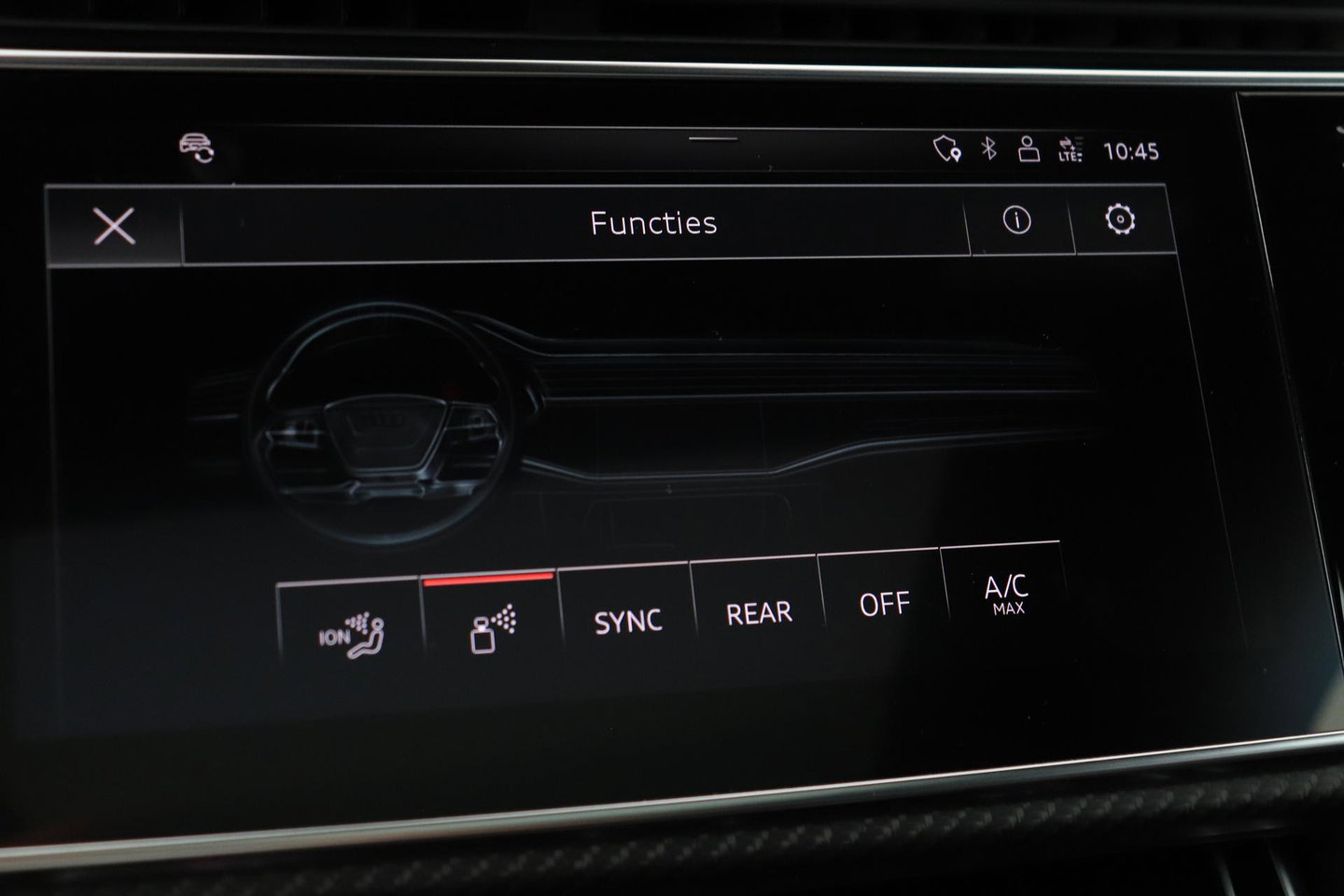 Audi RSQ8 4.0 TFSI Quattro | NL-Auto | RS Dynamicpakket Plus | Keramisch | Alcantara | Trekhaak | 23 Inch