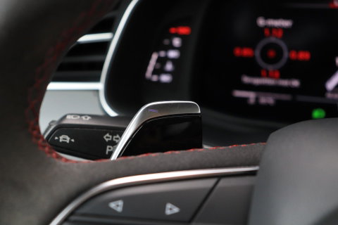 Audi RSQ8 4.0 TFSI Quattro | NL-Auto | RS Dynamicpakket Plus | Keramisch | Alcantara | Trekhaak | 23 Inch