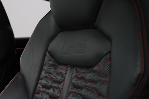 Audi RSQ8 4.0 TFSI Quattro | NL-Auto | RS Dynamicpakket Plus | Keramisch | Alcantara | Trekhaak | 23 Inch