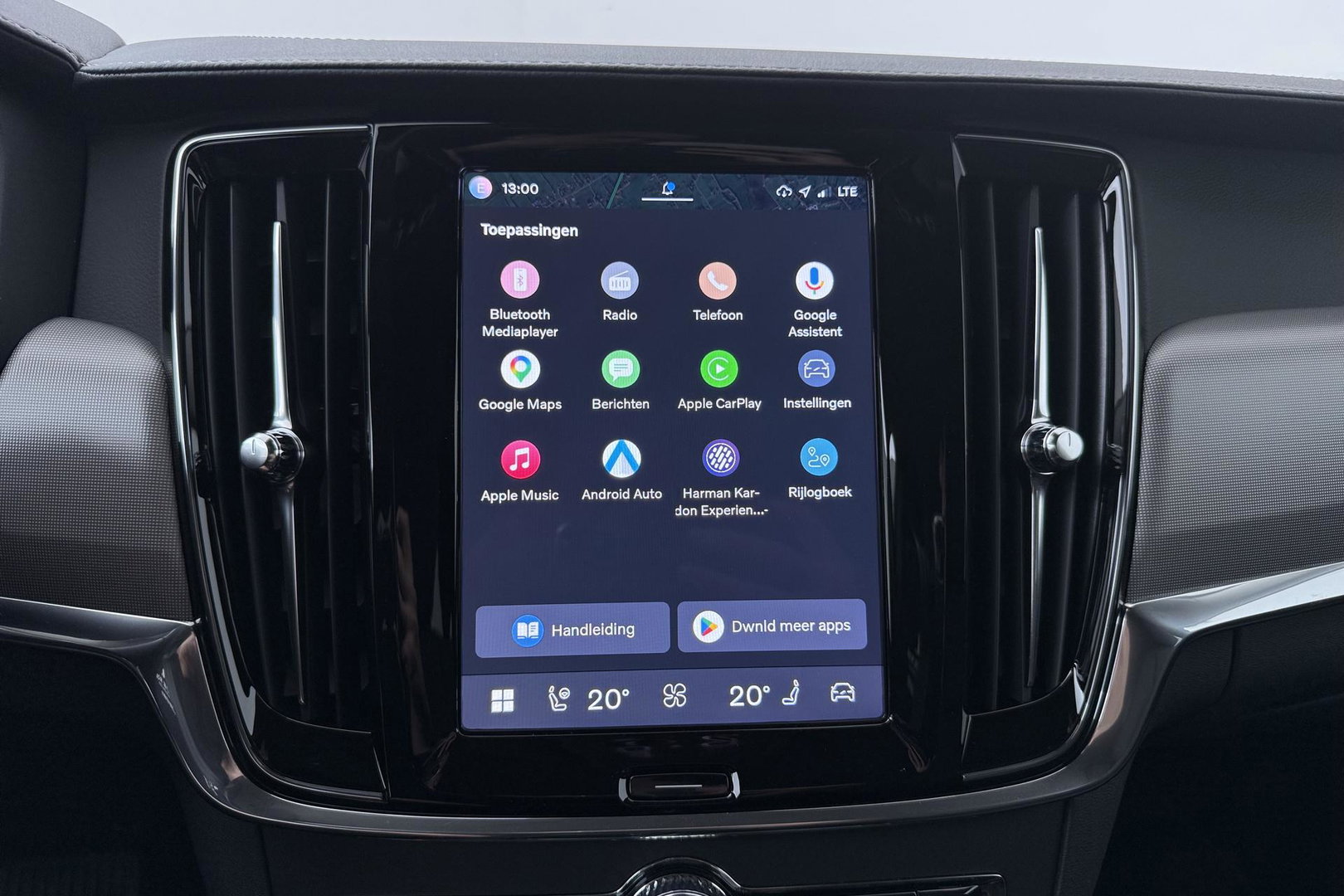 Volvo V90 T6 Plug-in hybrid Plus Dark | ACC | 360° Camera | Head-Up | Harman/Kardon | Pilot Assist | Stoel+Stuurverwarming | 19 inch