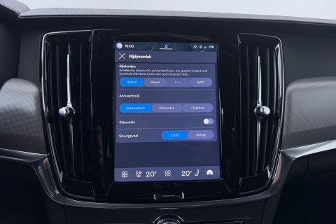 Volvo V90 T6 Plug-in hybrid Plus Dark | ACC | 360° Camera | Head-Up | Harman/Kardon | Pilot Assist | Stoel+Stuurverwarming | 19 inch