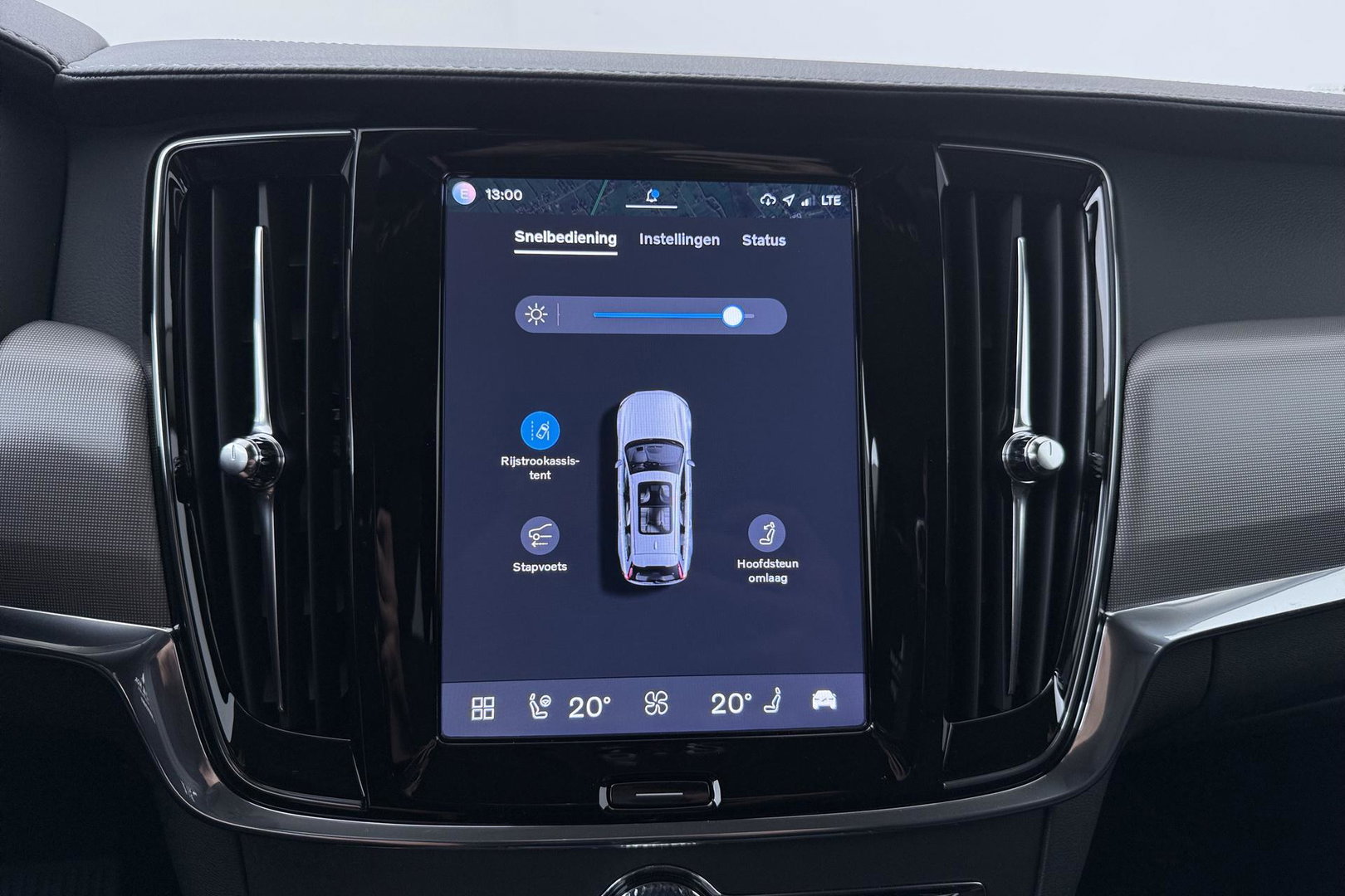 Volvo V90 T6 Plug-in hybrid Plus Dark | ACC | 360° Camera | Head-Up | Harman/Kardon | Pilot Assist | Stoel+Stuurverwarming | 19 inch