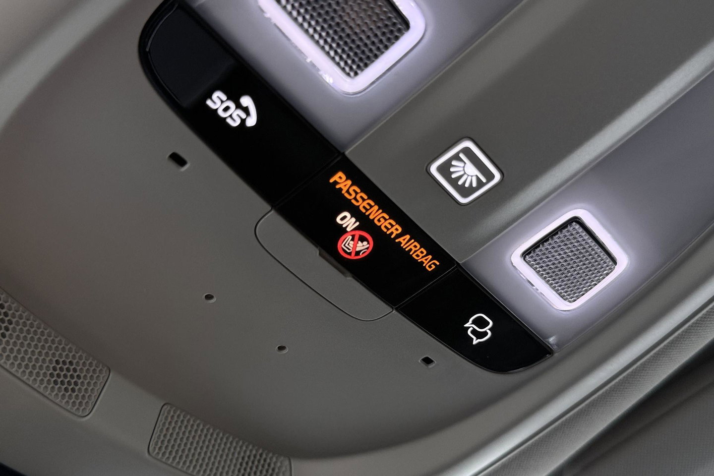 Volvo V90 T6 Plug-in hybrid Plus Dark | ACC | 360° Camera | Head-Up | Harman/Kardon | Pilot Assist | Stoel+Stuurverwarming | 19 inch