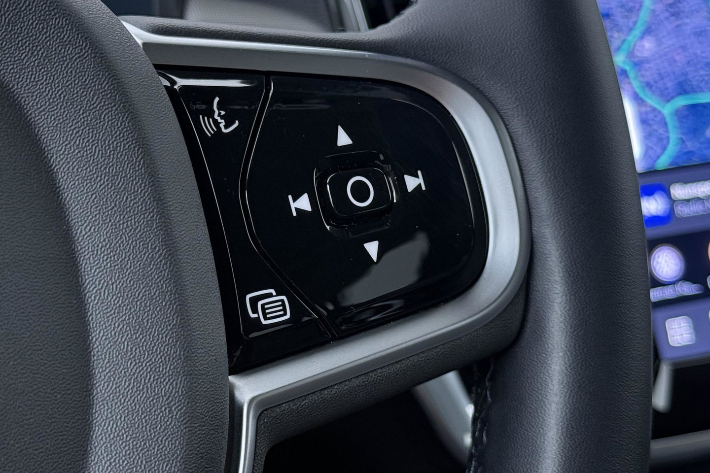 Volvo V90 T6 Plug-in hybrid Plus Dark | ACC | 360° Camera | Head-Up | Harman/Kardon | Pilot Assist | Stoel+Stuurverwarming | 19 inch