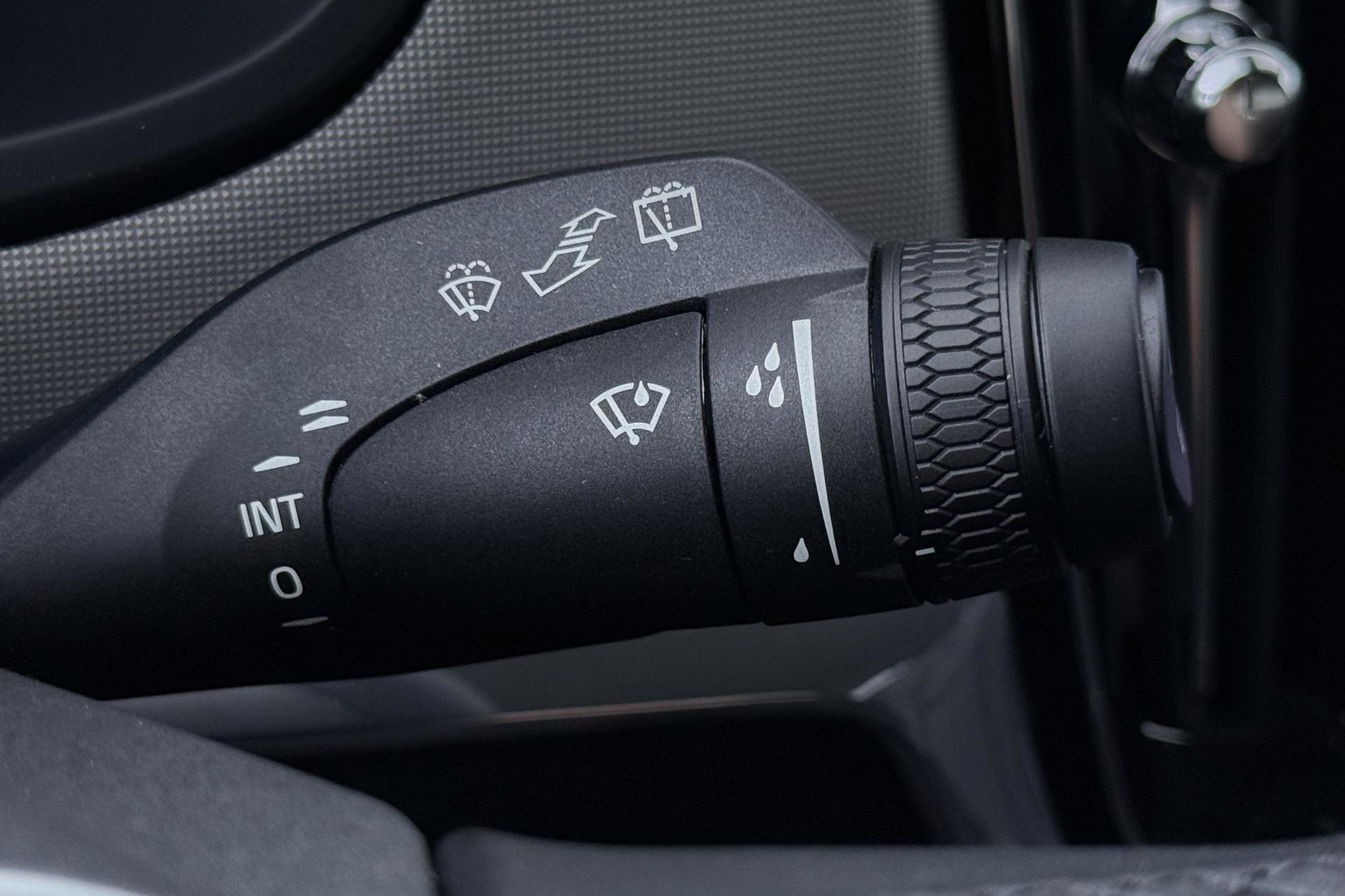 Volvo V90 T6 Plug-in hybrid Plus Dark | ACC | 360° Camera | Head-Up | Harman/Kardon | Pilot Assist | Stoel+Stuurverwarming | 19 inch