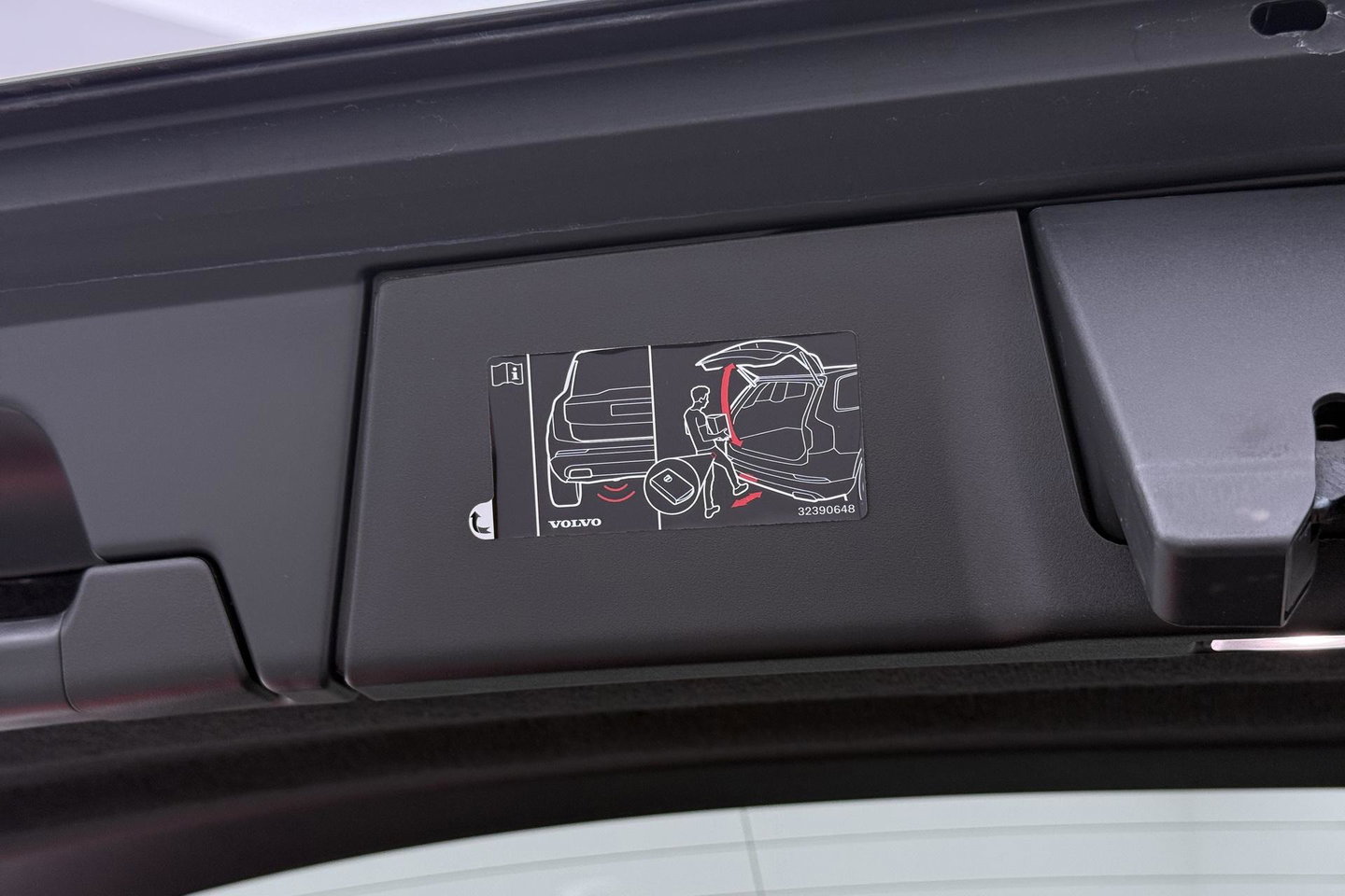 Volvo V90 T6 Plug-in hybrid Plus Dark | ACC | 360° Camera | Head-Up | Harman/Kardon | Pilot Assist | Stoel+Stuurverwarming | 19 inch