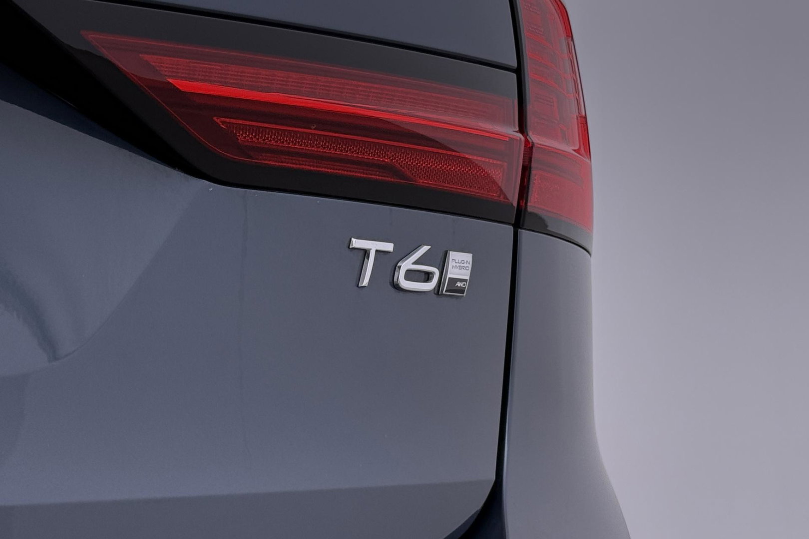 Volvo V90 T6 Plug-in hybrid Plus Dark | ACC | 360° Camera | Head-Up | Harman/Kardon | Pilot Assist | Stoel+Stuurverwarming | 19 inch